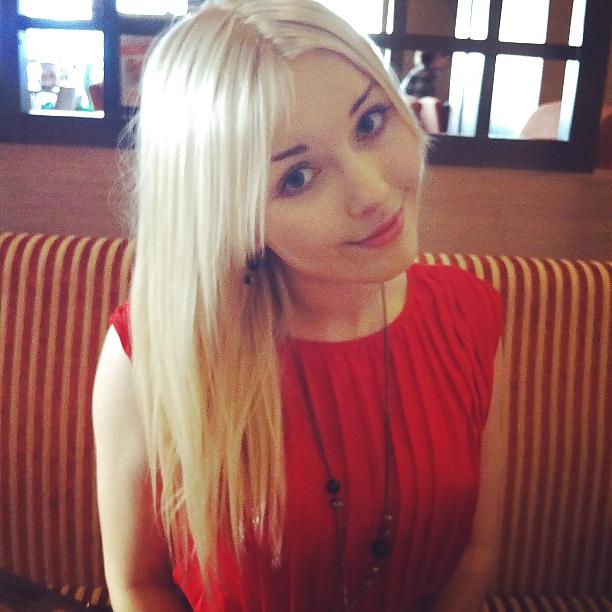 24P Blonde Hair