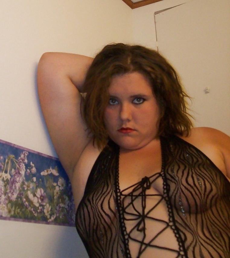 25P Gorgeous BBW! Brunette