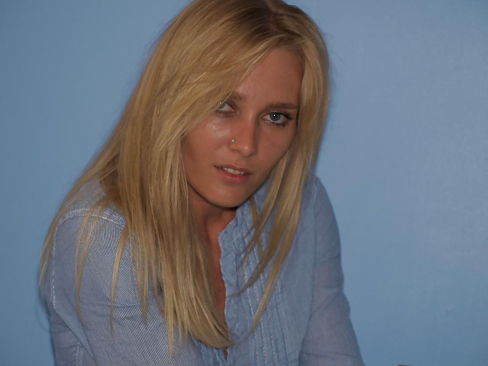 13P British Nikki