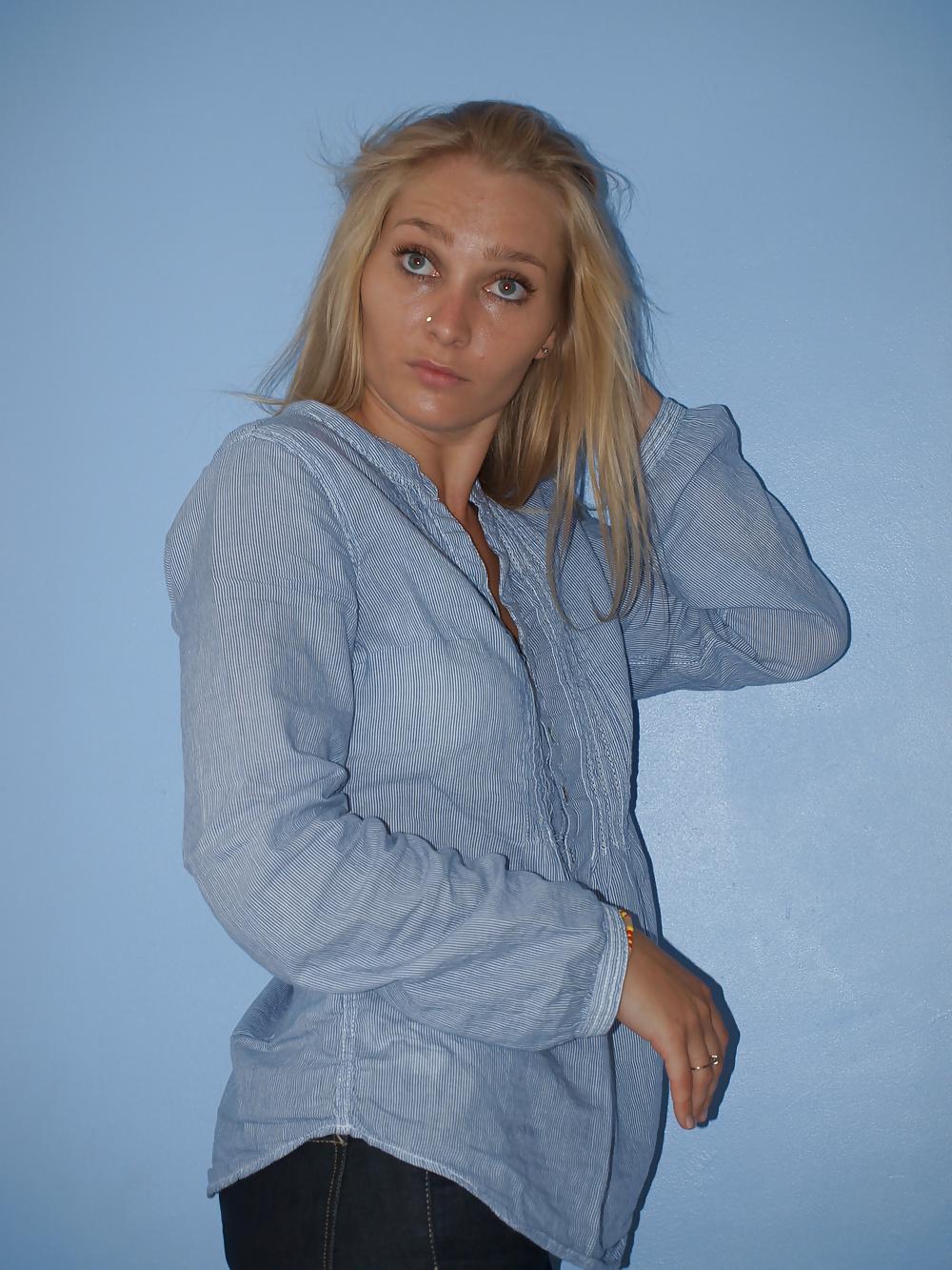 13P British Nikki