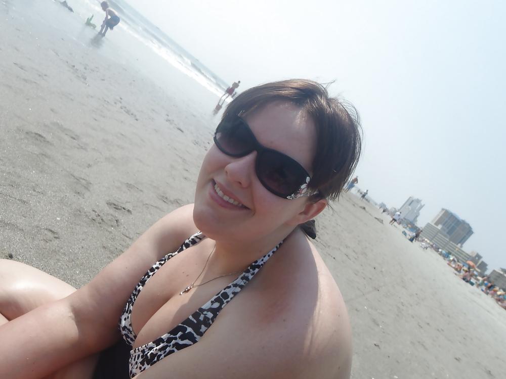 8P BBW wife's small and saggy boobs