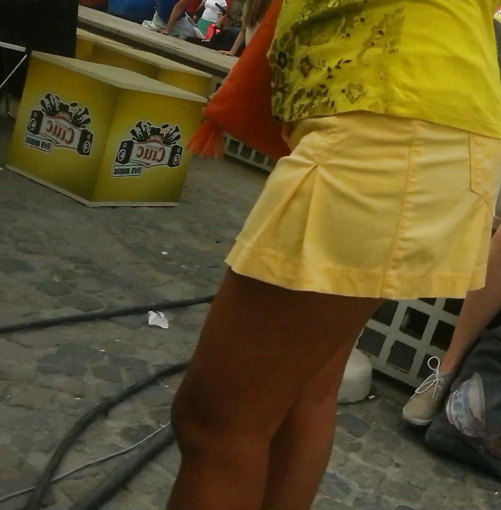 7P Spy blonde hot skirt and feet romanian