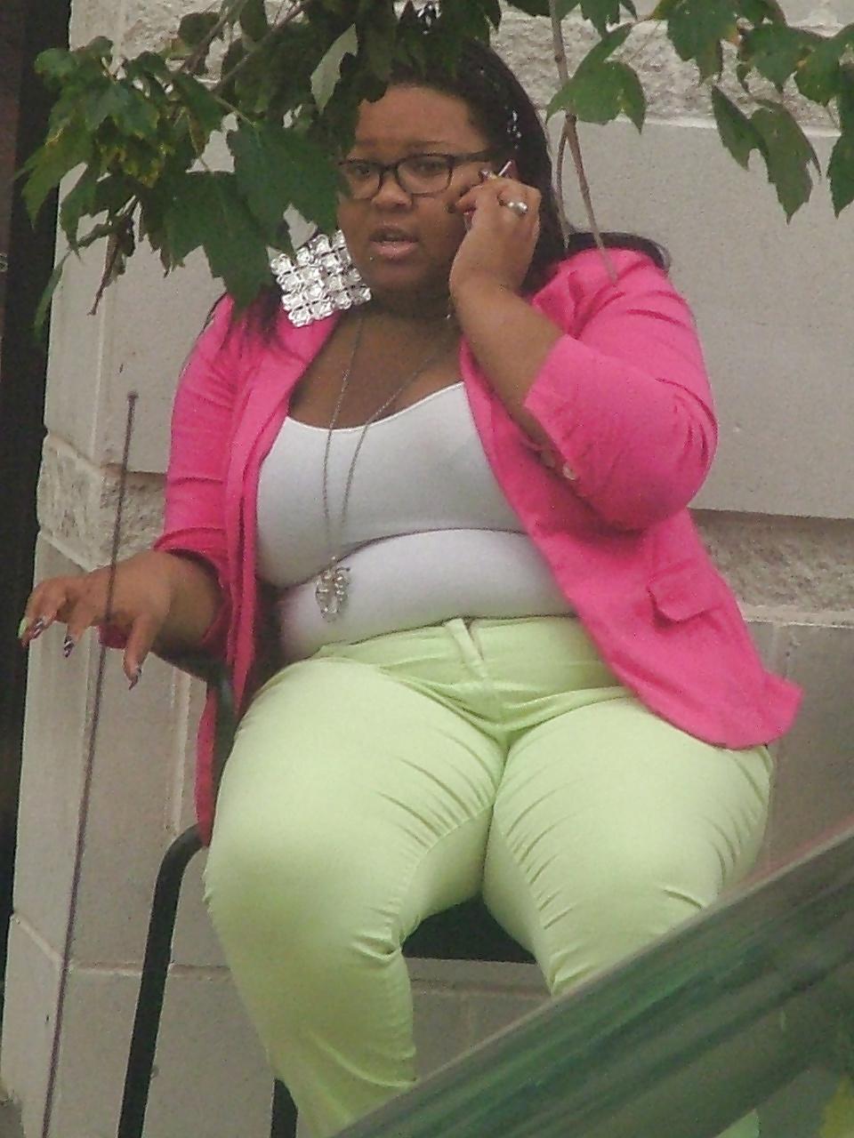 6P Candid Black BBW Huge Tits