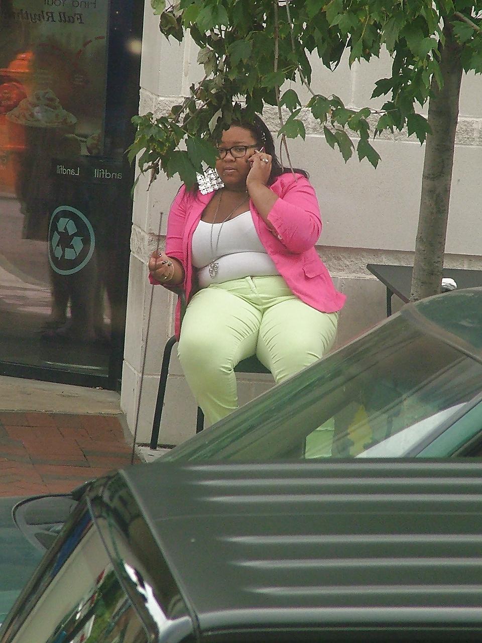 6P Candid Black BBW Huge Tits
