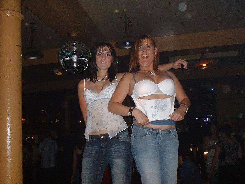 21P British nightclub sluts