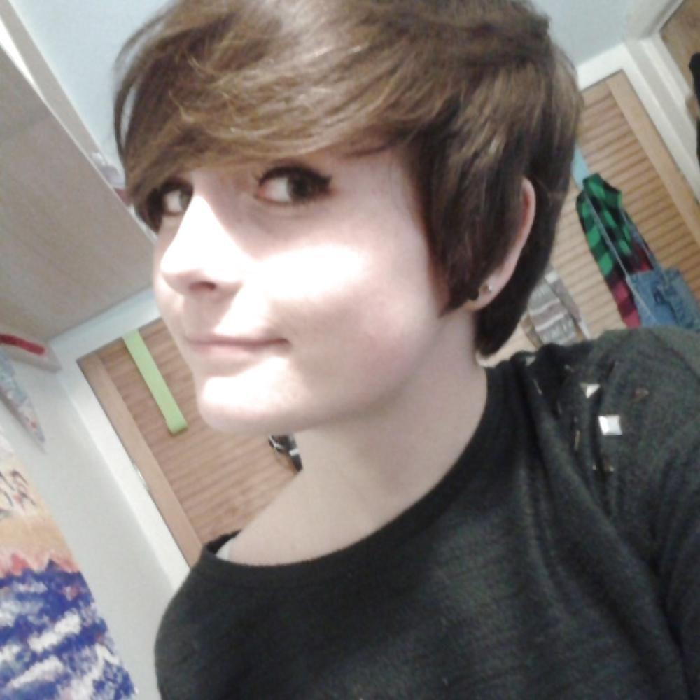 25P Short Hair Teens