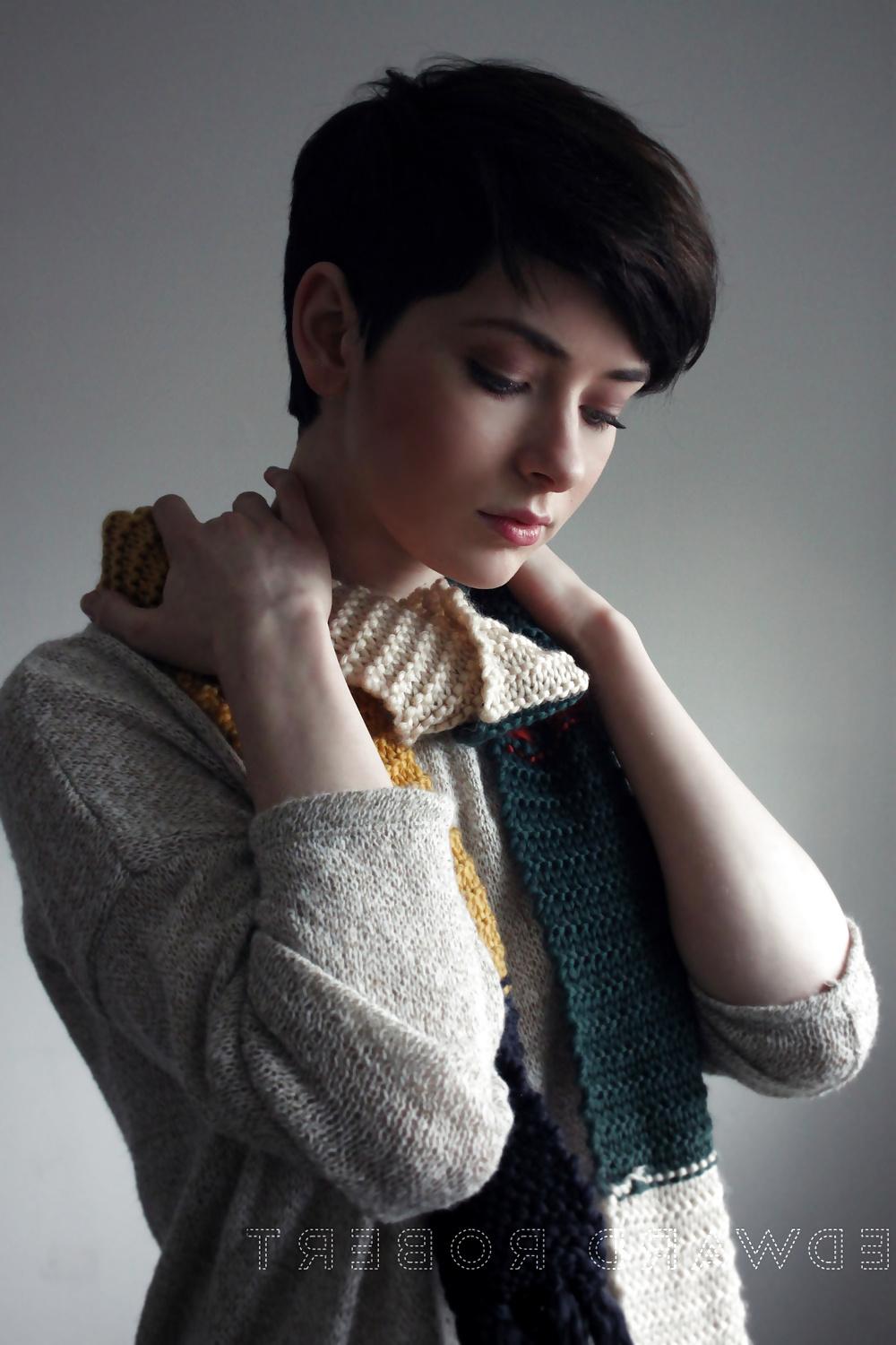 25P Short Hair Teens