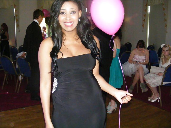 12P British Aisha