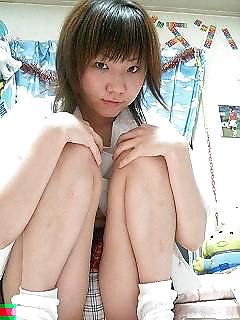 25P Private Photo's Young Asian Naked Chicks 53 JAPANESE