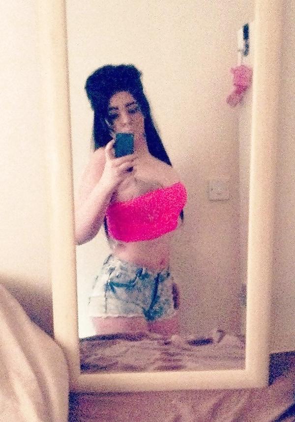 25P Teen Sheffield Chav Sexy slag (Loads of pics) British uk 