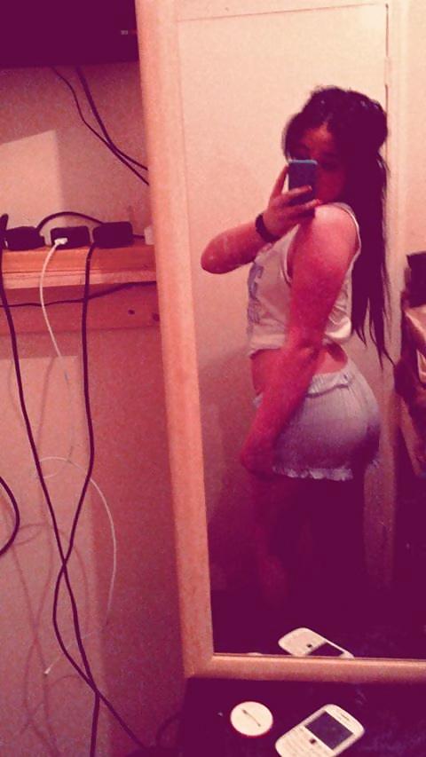 25P Teen Sheffield Chav Sexy slag (Loads of pics) British uk 