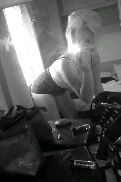 25P Teen Sheffield Chav Sexy slag (Loads of pics) British uk 