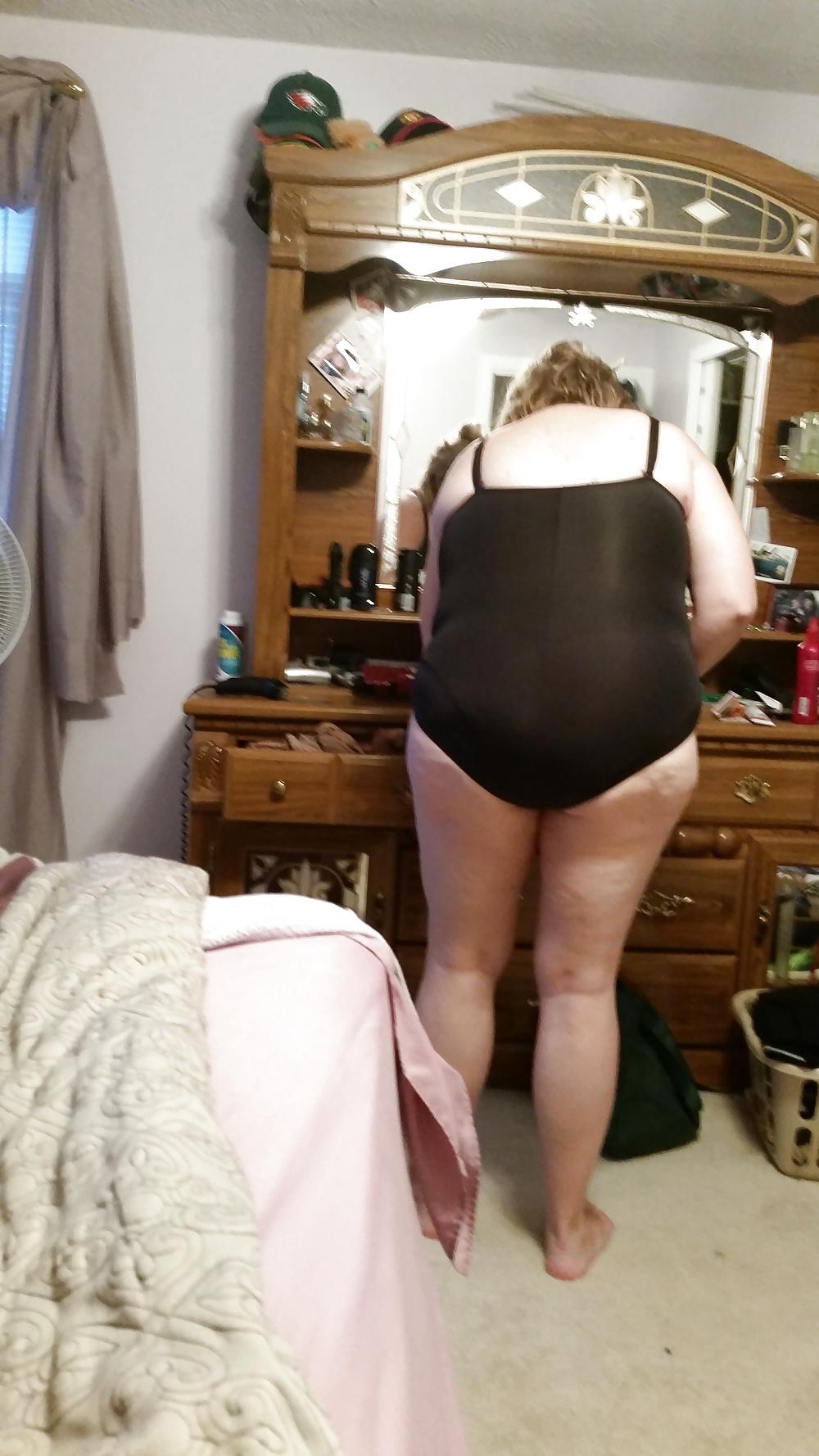 16P Bbw wife half dressed & naked,hairy pussy, big tits,belly
