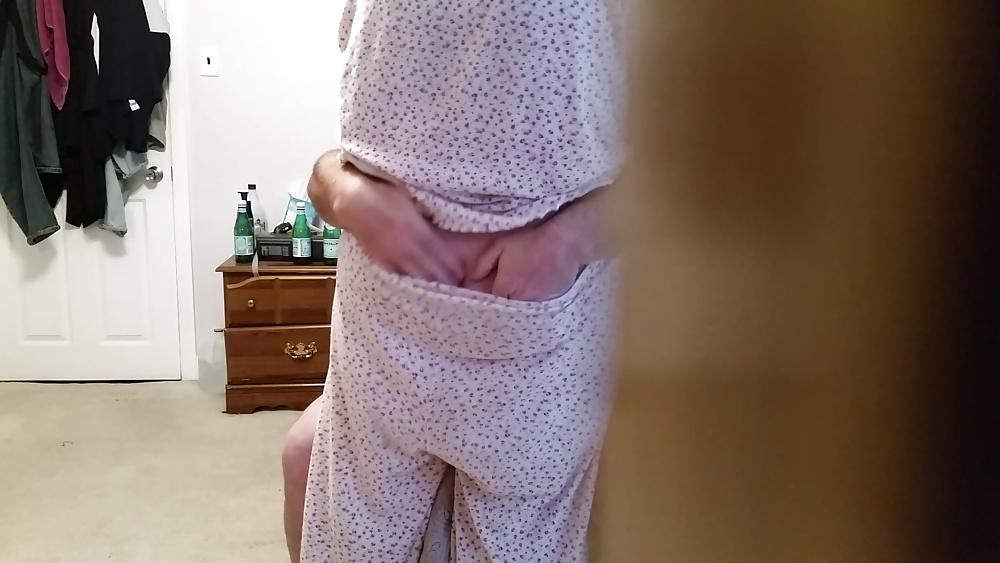 16P Bbw wife half dressed & naked,hairy pussy, big tits,belly