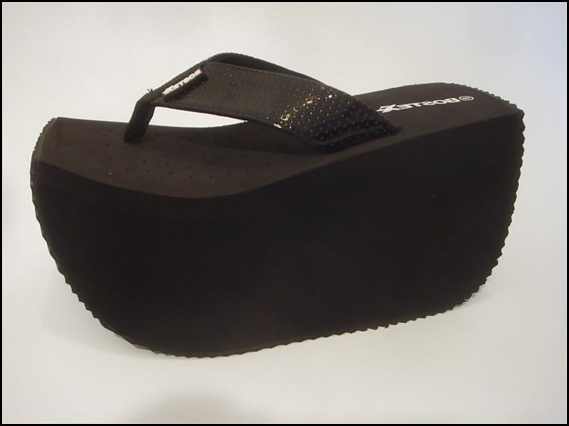 15P Mega Sandals