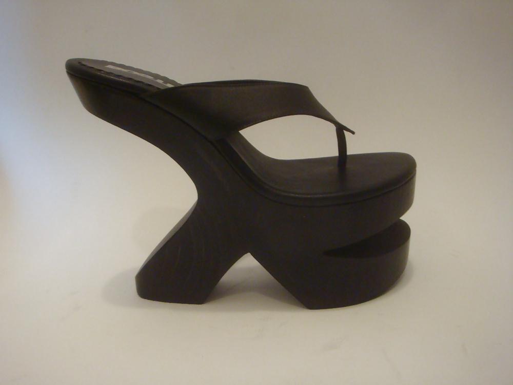15P Mega Sandals