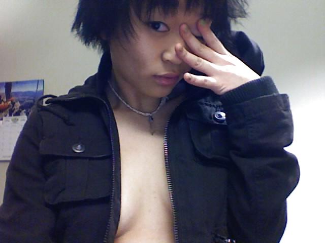 25P Private Photo's Young Asian Naked Chicks 57 JAPANESE