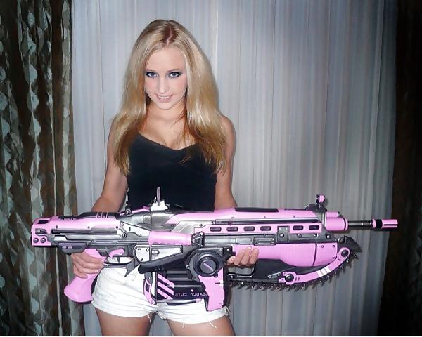 15P Sexy Geek and Nerds