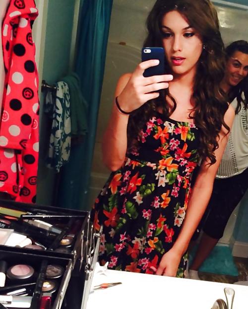 10P Beautiful Tranny Faces