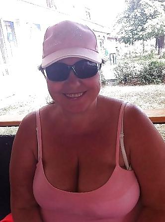 25P Amatuer bbw moms matures dressed like sluts