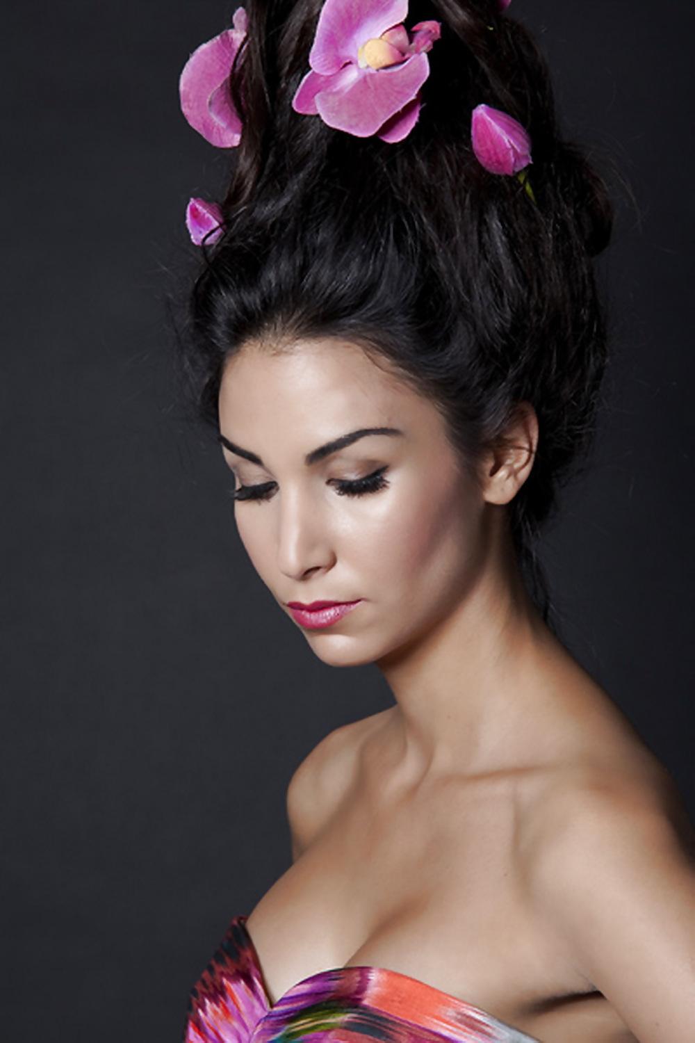 19P Hot Turkish Babe Sila Sahin