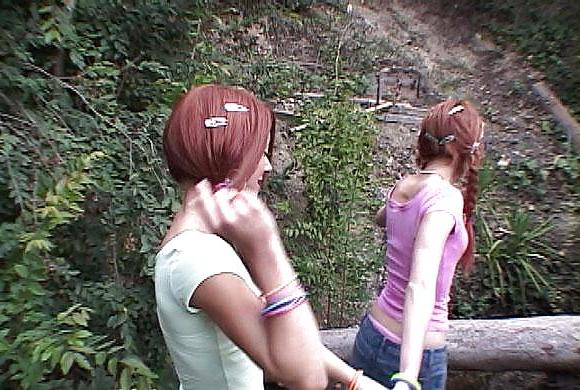 25P Amazing Jill and Nathalie - In the wild