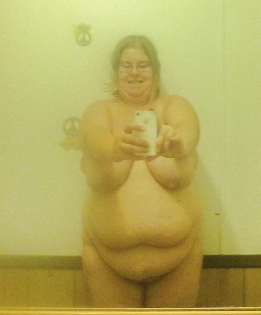 25P Grannies BBW Matures #105