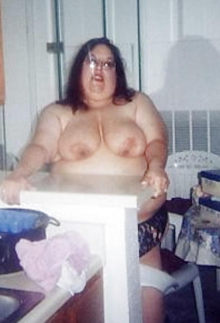 25P Grannies BBW Matures #105