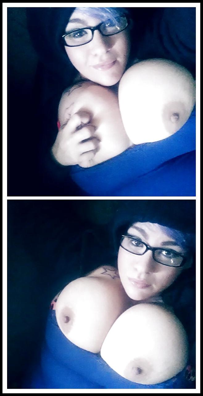 22P Sexy nerdy girls