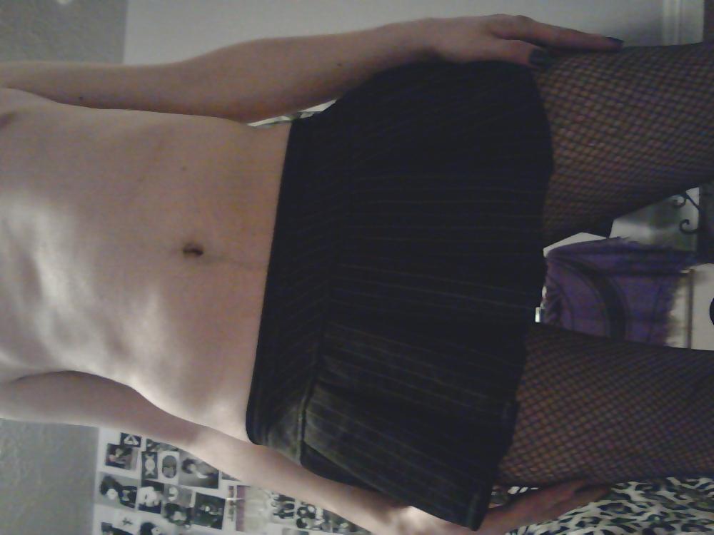 15P Gothic boy wants to be treated like sex toy