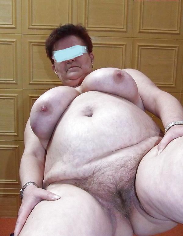 21P AMATEUR REIFT OMAS, BBW, GROßE BRÜSTE, GROßER ARSCH 63