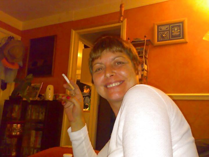 8P British Debbie