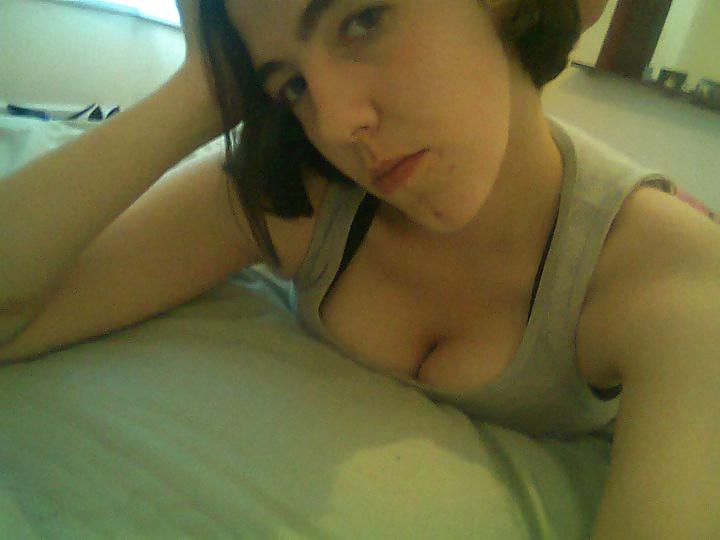 10P 20 year old from Newport  Showing her Clivage British UK 