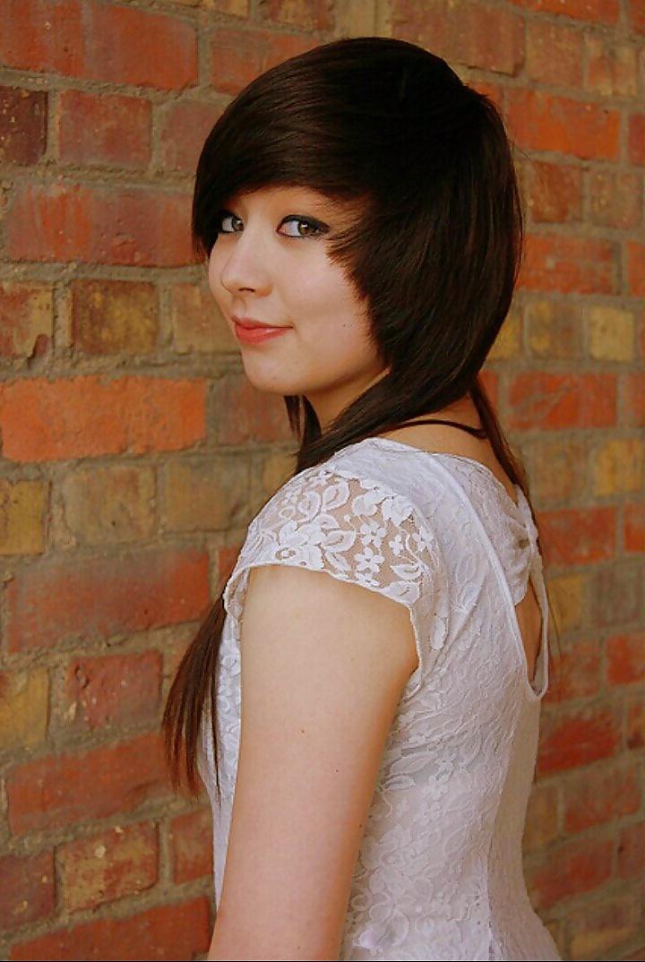 11P British Small Teen