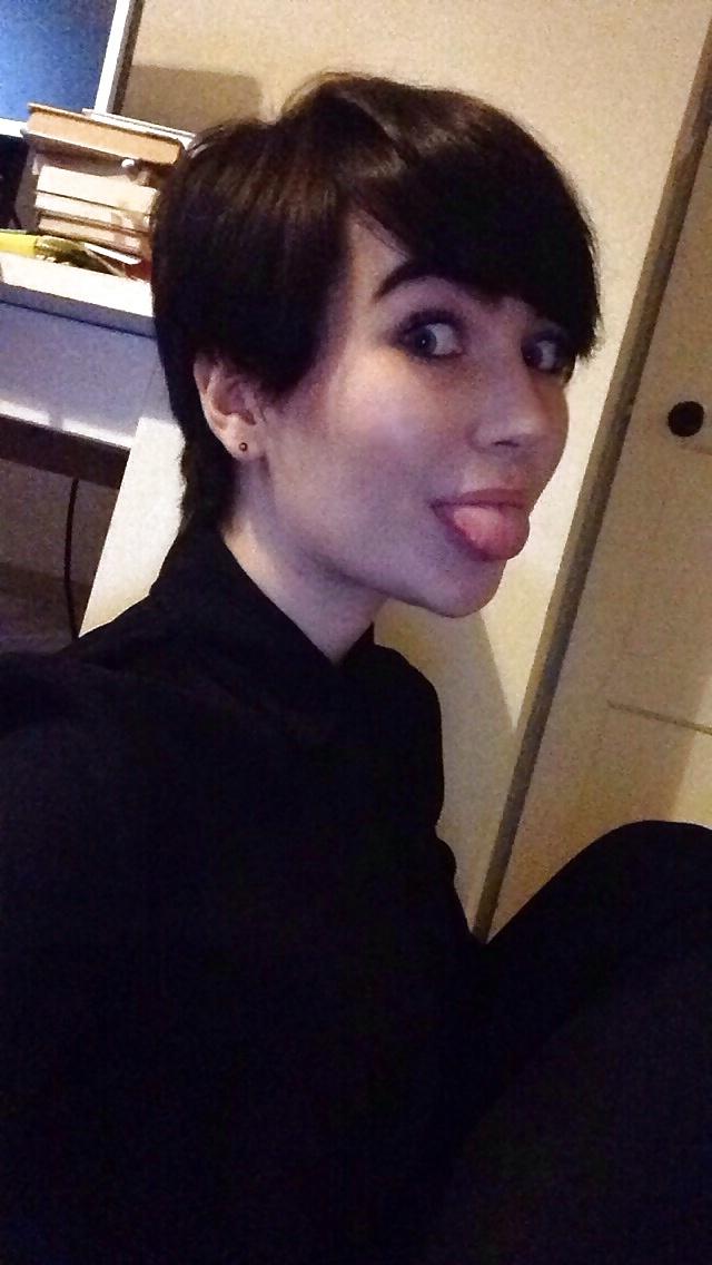 25P Short Hair Sexy Women