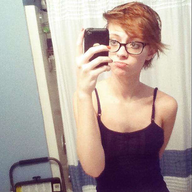 25P Short Hair Sexy Women