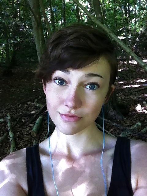 25P Short Hair Sexy Women
