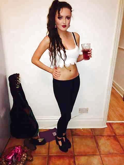 14P British Cherie 