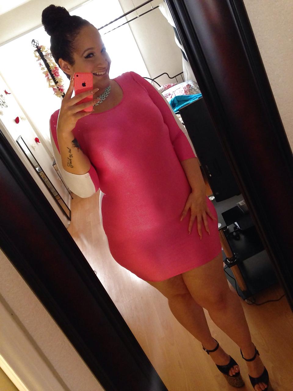 15P Black Women: BBW Selfies 4