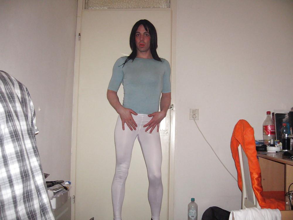 9P Can't deside : skirt or white legging? 