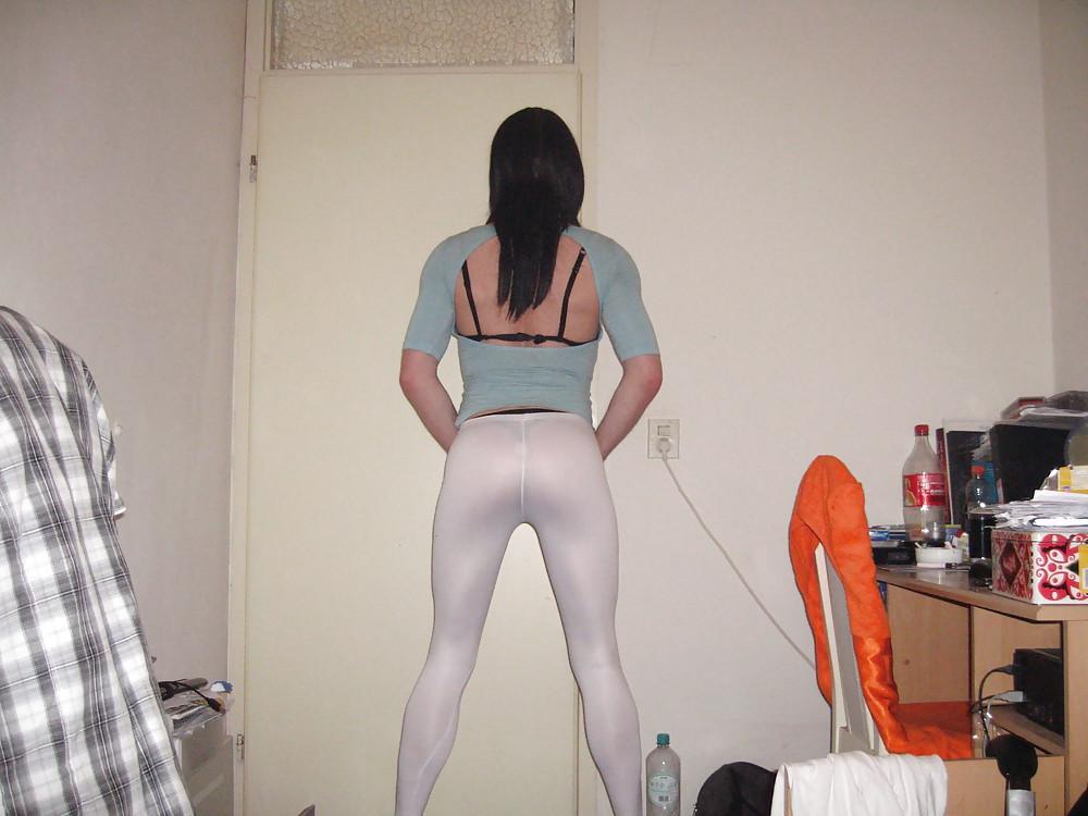 9P Can't deside : skirt or white legging? 