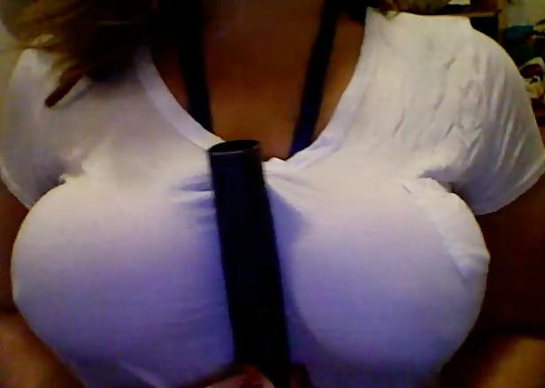 11P So for a dare, I used the vacuum cleaner on my tits...