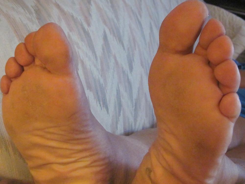 25P Granny Grant bbw toes and soles