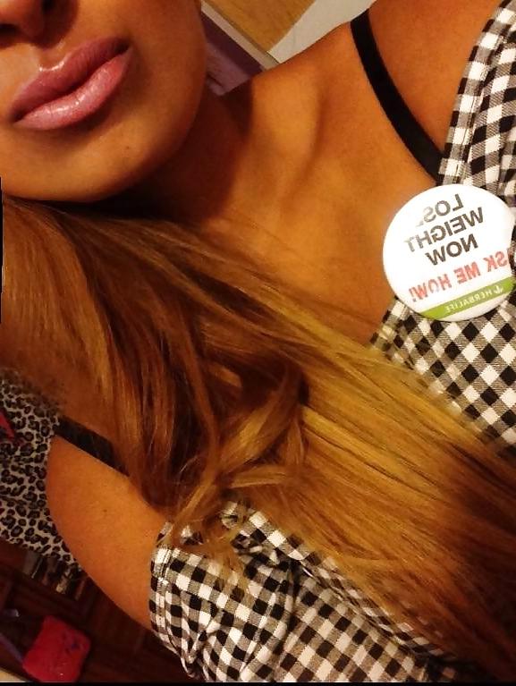 25P Rich asain girl From Solihull British