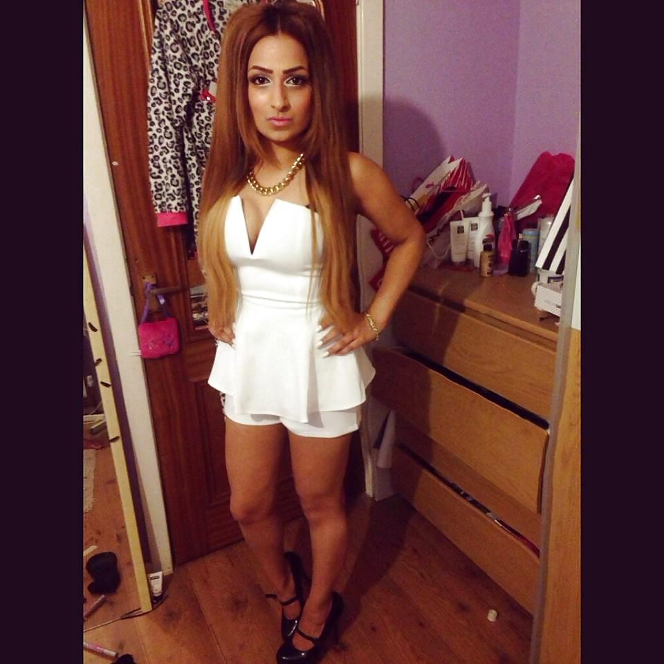 25P Rich asain girl From Solihull British