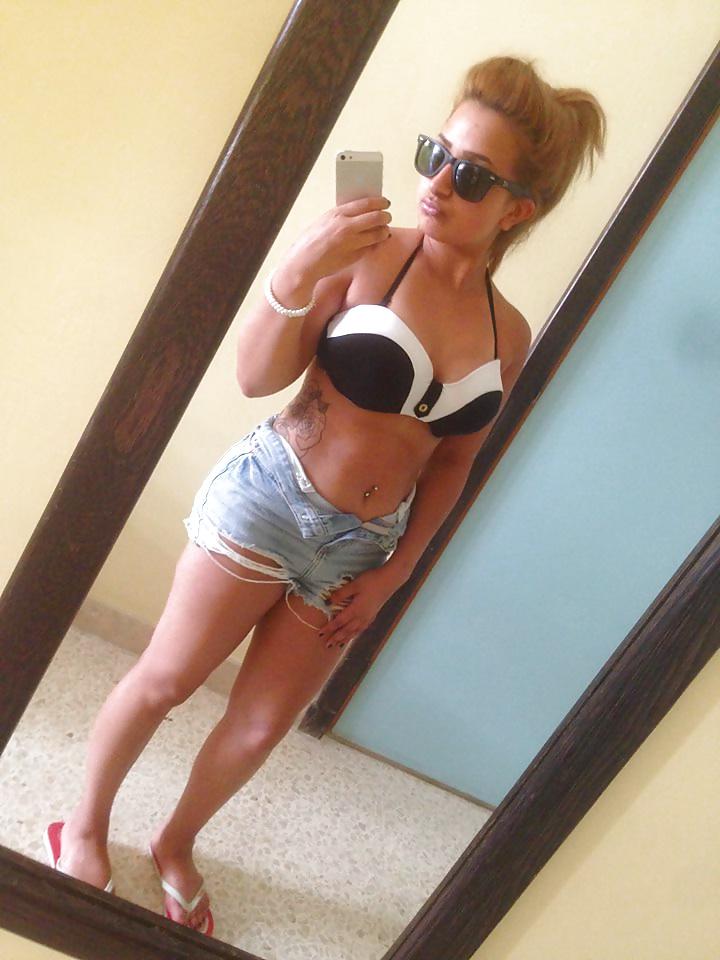 25P Rich asain girl From Solihull British