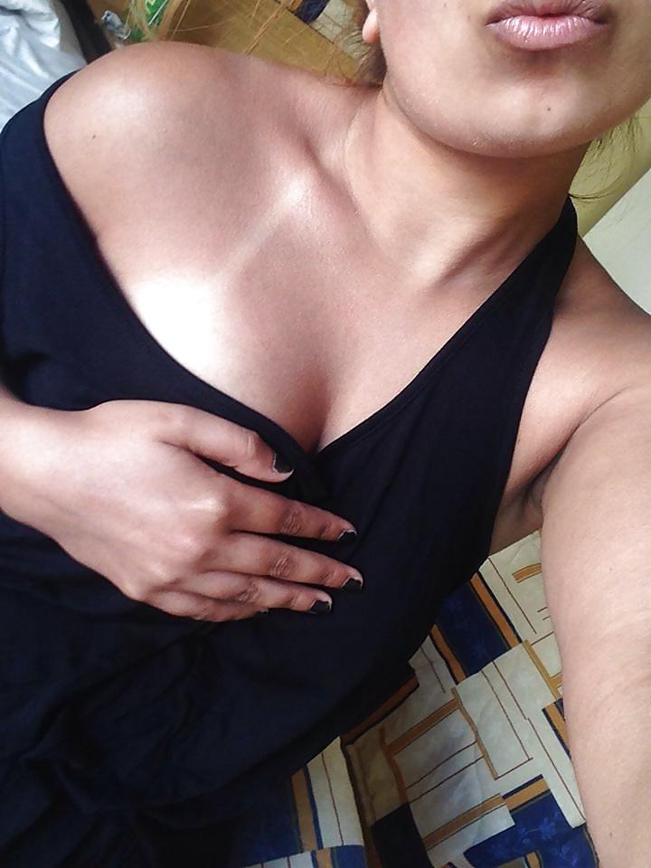 25P Rich asain girl From Solihull British