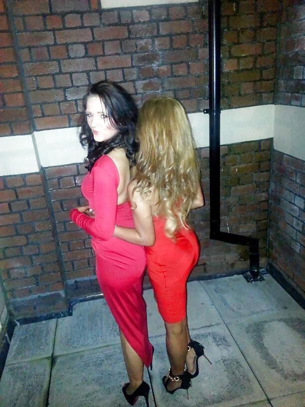 25P Rich asain girl From Solihull British
