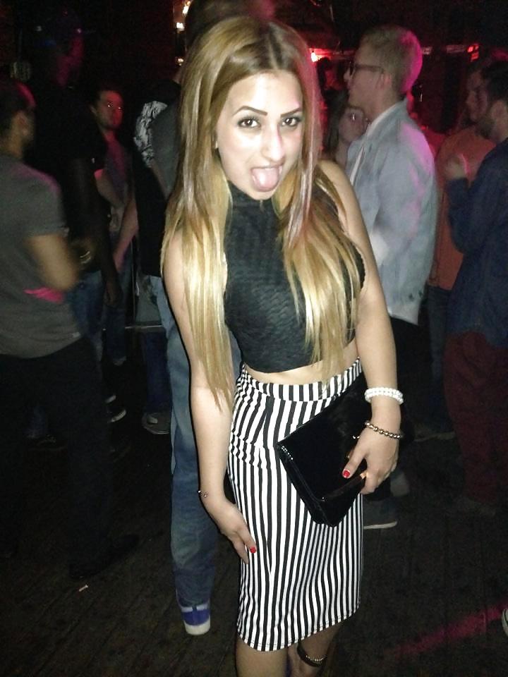 25P Rich asain girl From Solihull British