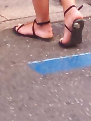 21P FEET SEEN IN THE STREET, PUBLIC PLACES... 2013